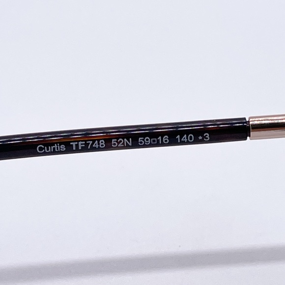 NEW TOM FORD CURTIS TF748 52N UNISEX SUNGLASSES TOM FORD FT0748/S 52N EYEWEAR - Picture 11 of 12